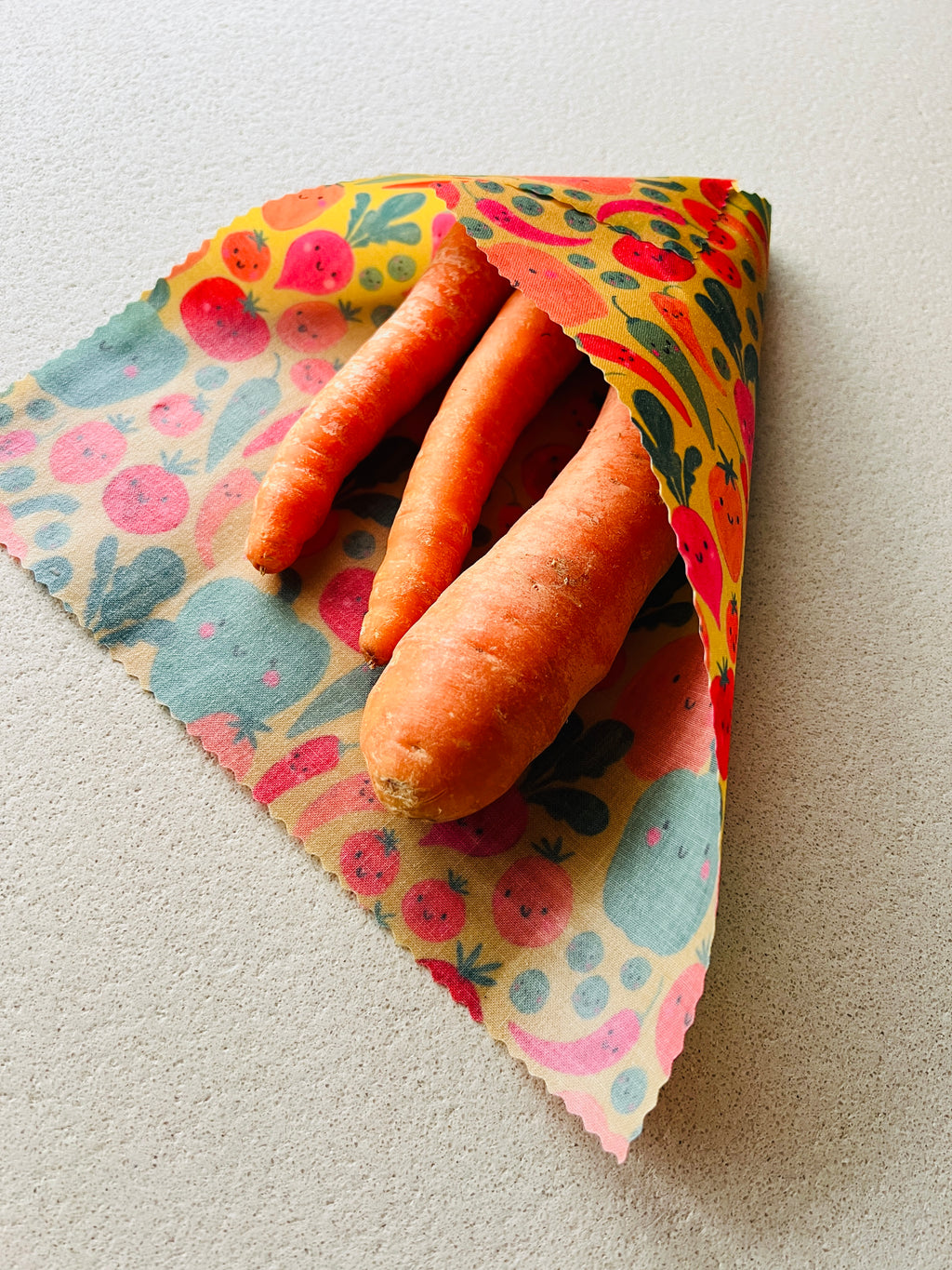 BIO-BIENENWACHSTUCH Happy Vegs 15cm - 50cm