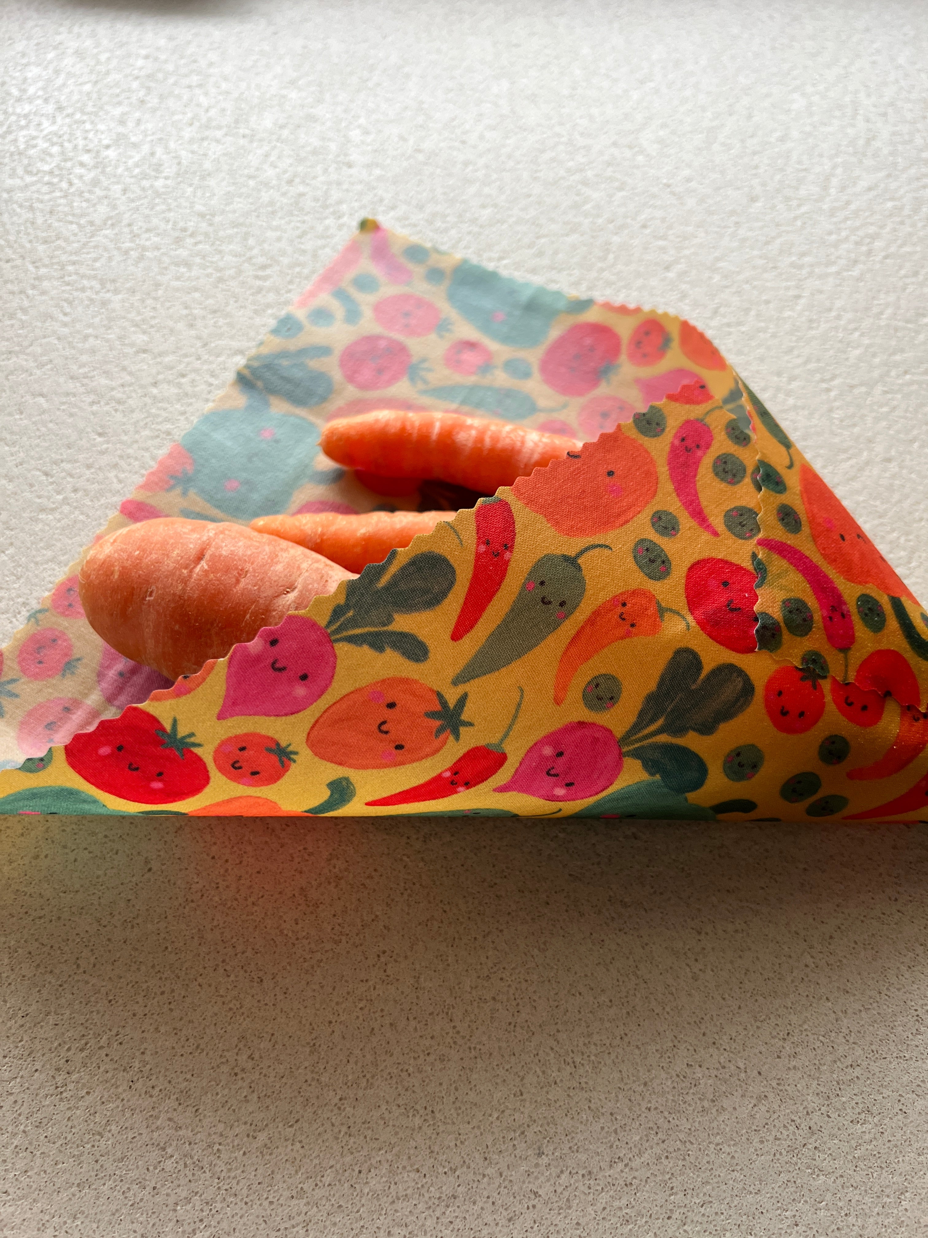 BIO-BIENENWACHSTUCH Happy Vegs 15cm - 50cm